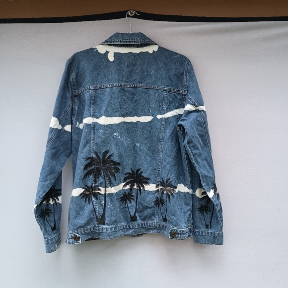 NWOT MAN blue denim palm tree Jean jacket size 2XL - Picture 3 of 9